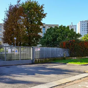 Apartment Primopiano - San Dionigi, Milan