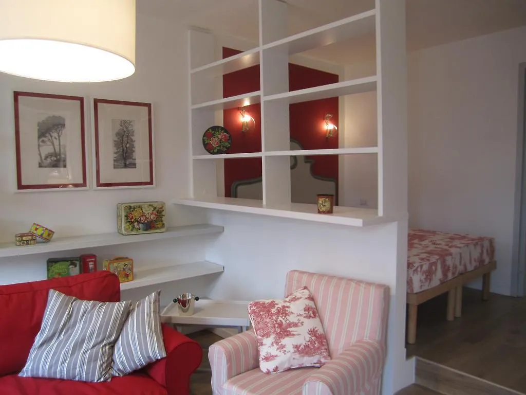 Charming And Elegant Apartment Historic Center Of Milan 0*,